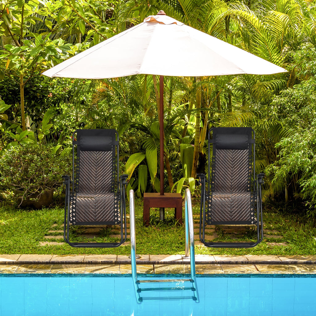 2 Pieces Folding Patio Rattan Zero Gravity Lounge Chair