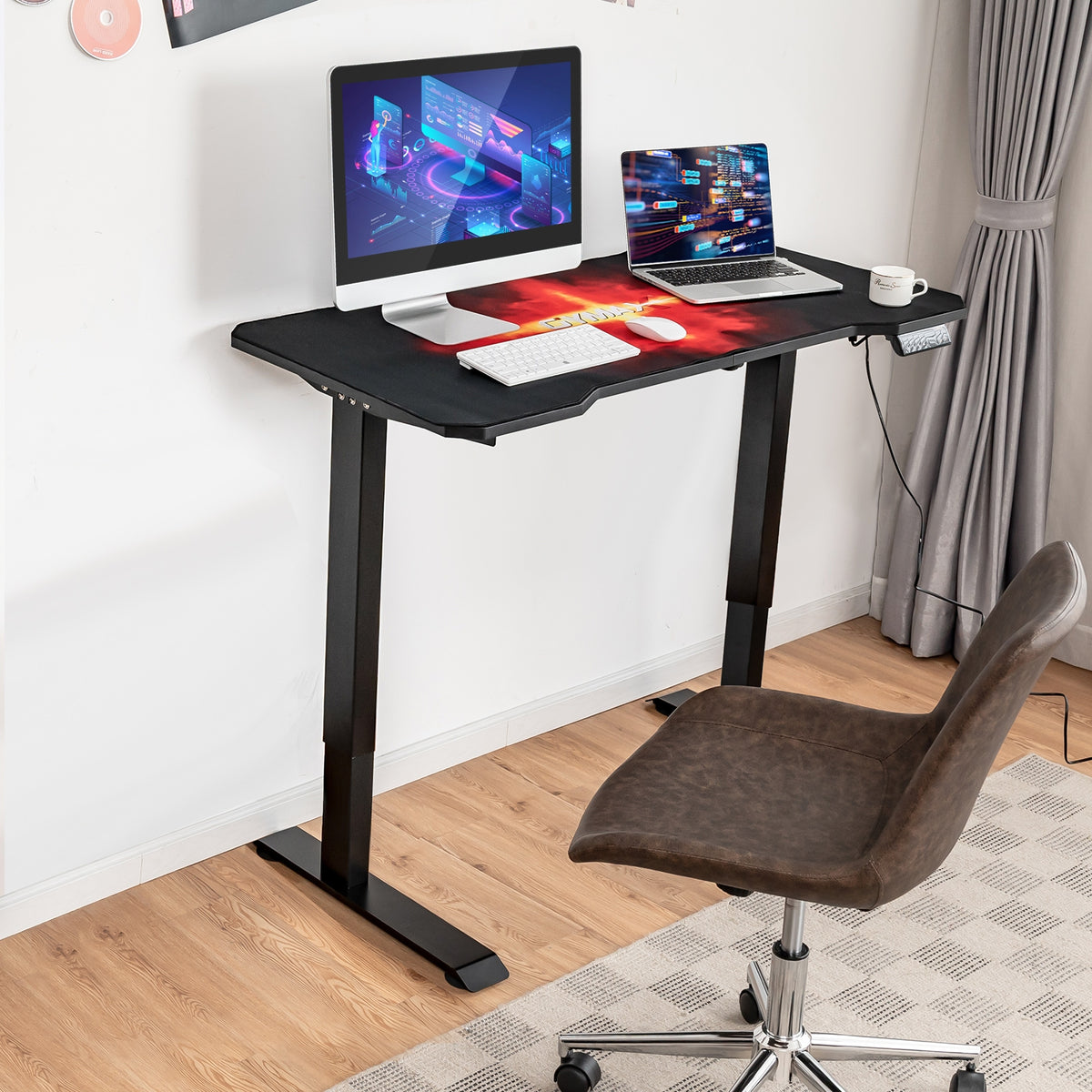 Electric Standing Gaming Desk – Height Adjustable with Memory Presets
