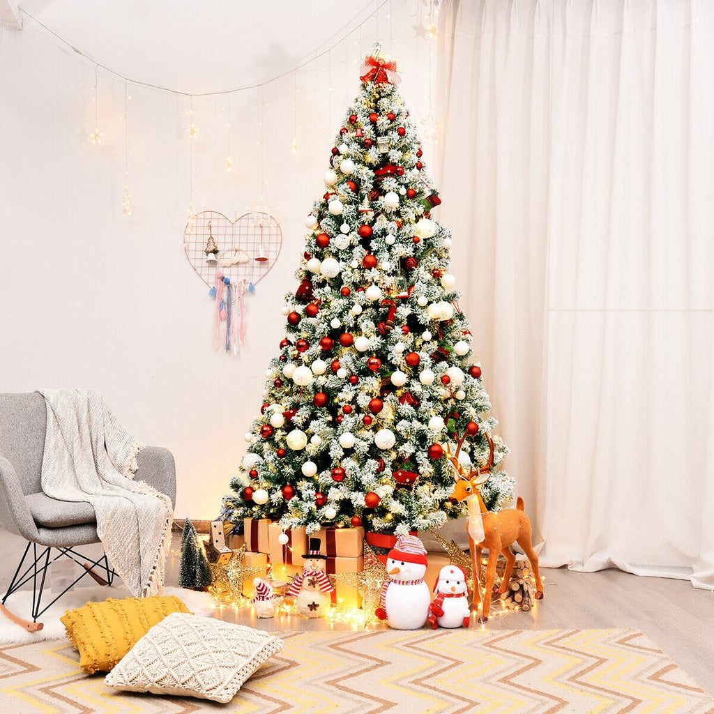7.5 Feet Pre-Lit Snow Flocked Artificial Christmas Tree with 550 Lights