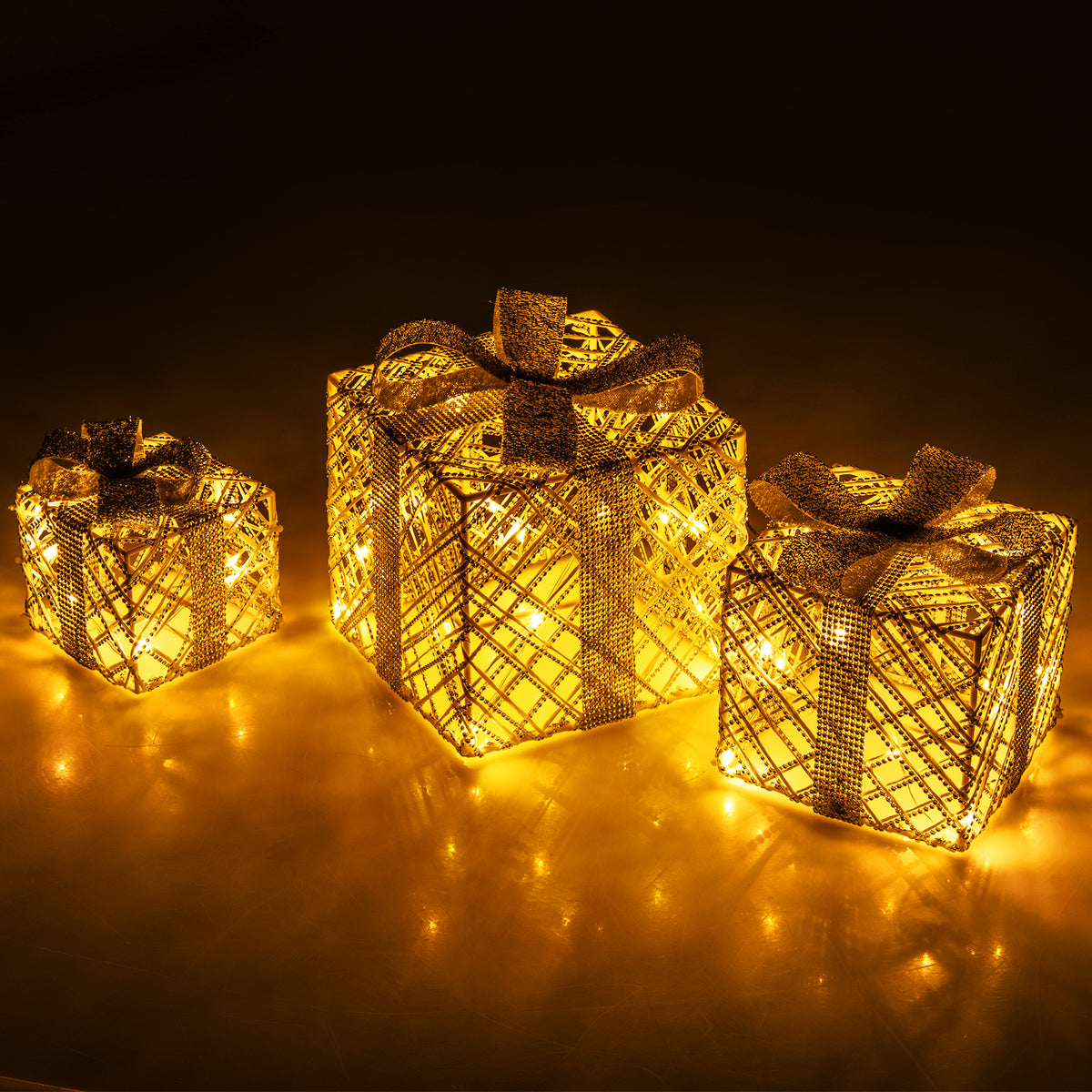 Set of 3 Christmas Lighted Gift Boxes with 50 LED Lights and Detachable Bows