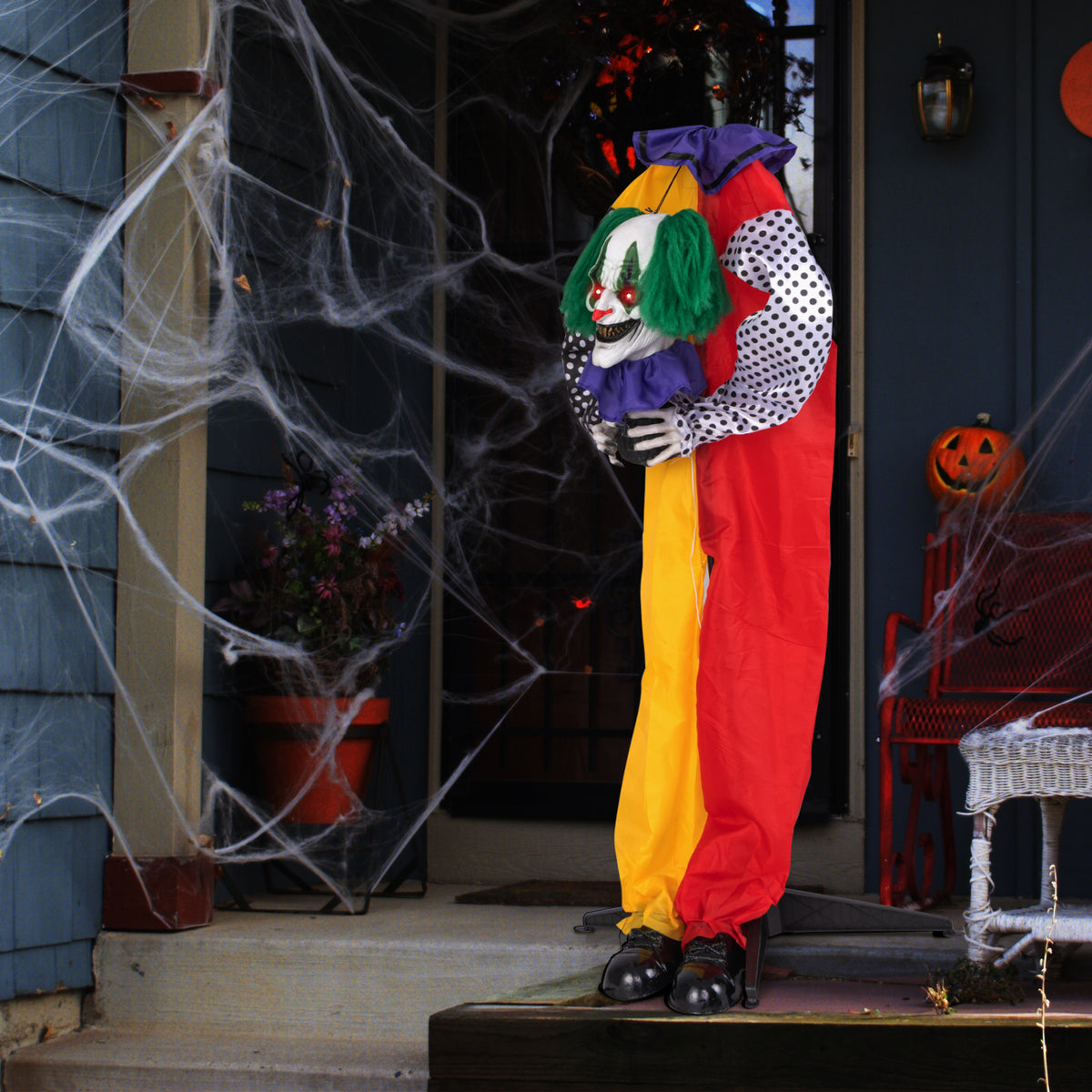 4.5ft Animatronic Clown with Pre-Recorded Phrases and LED Eyes - Creepy Halloween Decoration (Variation: Clown)