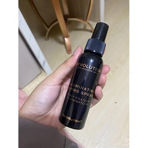 Makeup Revolution Sport Fix Fixing Spray, Fit & Flawless, for Long Lasting Makeup, Vegan & Cruelty-Free, 3.38 Fl Oz