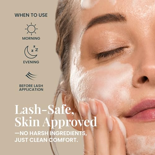 FlutterHabit Lash Shampoo, Gentle Foaming Eyelash Extension Cleanser, Lash Extension Cleanser Gently Removes Waterproof Makeup, Dirt, & Oil from Multi-Day Lashes, For Professional & Home Use (50ml)