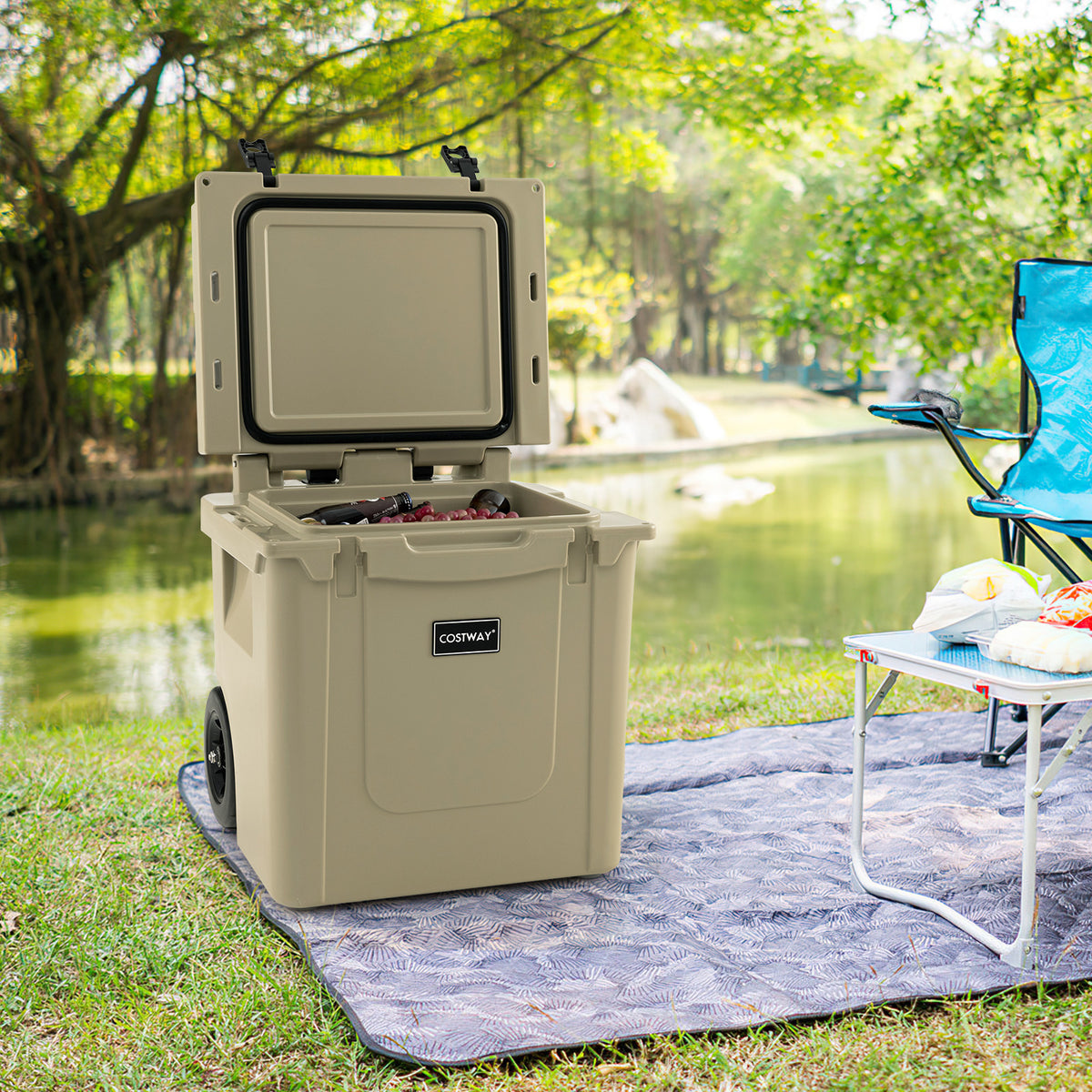 45 Quart Cooler Towable Ice Chest