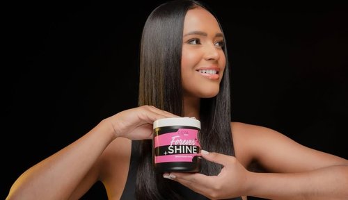 DEYA by Dewi Peña Forever Shine Smoothing Mask. Frizz Control, Shine and Mirror Effect, Deep Hydration. 16 oz