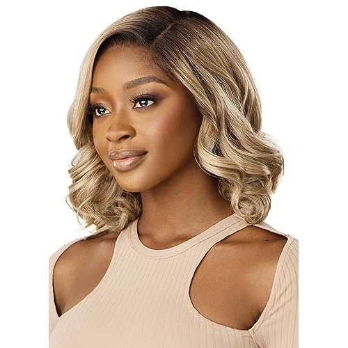 Outre Lace Front Wig - Melted Hairline - Sorana (DR4/SANDY BLONDE)