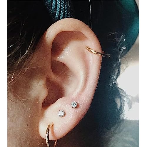 QWALIT Ear Piercing Kit Gold Ear Piercing Gun Kit Self Piercing Earrings Piercing Kit Disposable Earring Gun Piercing Kit with Gold Earring Stud Flat Back Self Helix Cartilage Ear Piercing Kit at Home