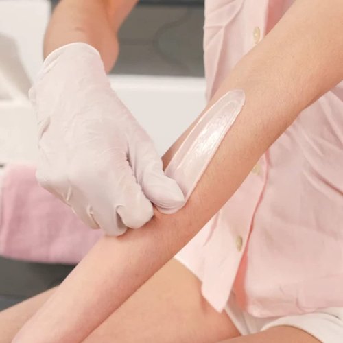 Happy Waxing - Refill Wax Beads - Easy To Apply - Painless Hair Removal - Smooth Gel Texture - Patented Formula Offers High Performance Results - Efficient for all Areas of the Body - 14.11 OZ - 400 G