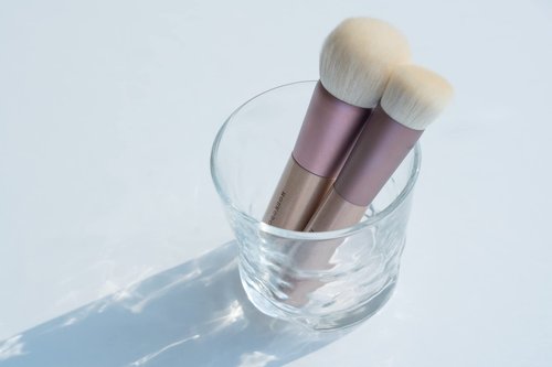 HOUKODOU BZ-2 Foundation Brush Finest Makeup Brush for Liquid, Cream, and Powder from Japan Brush Maker
