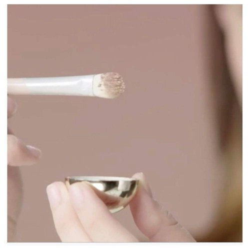 beautyblender Double Sided SHADY LADY All-Over Eyeshadow Makeup Brush & Cooling Roller. Vegan, Cruelty Free and Made in the USA