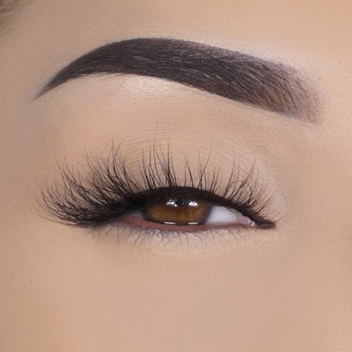Lilly Lashes Milan 3D Mink Lashes, Mink Eyelashes, The Original Lilly Lash For Wispy & Natural Look, Reusable Eyelashes up to 25x, Fluffy Lashes, Strip Lashes, Lash Glue not Included