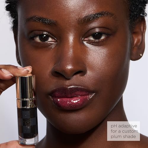 Clarins Lip Comfort Oil | Hydrating, Nourishing and Moisturizing Lip Oil | Sheer, High Shine Finish | Soothes, Comforts and Protects Lips | Visibly Plumps | 93% Natural Ingredients | 0.2 Ounces