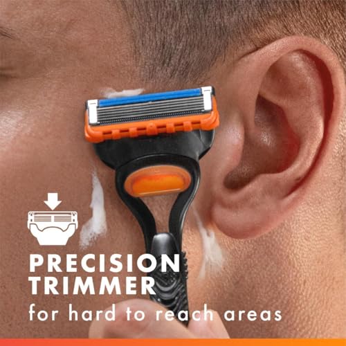 Gillette Fusion5 Razor for Men, 1 Gillette Razor Handle, 5 Razor Blade Refills, with Lubrastrip, for a Close Shave
