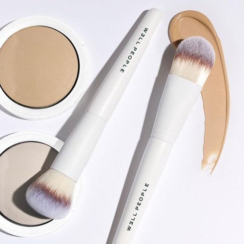 Well People Buffing Brush, Dome-shaped Soft Makeup Brush For Blending, Blurring & Buffing For An Airbrushed Complexion, Cruelty-free Bristles