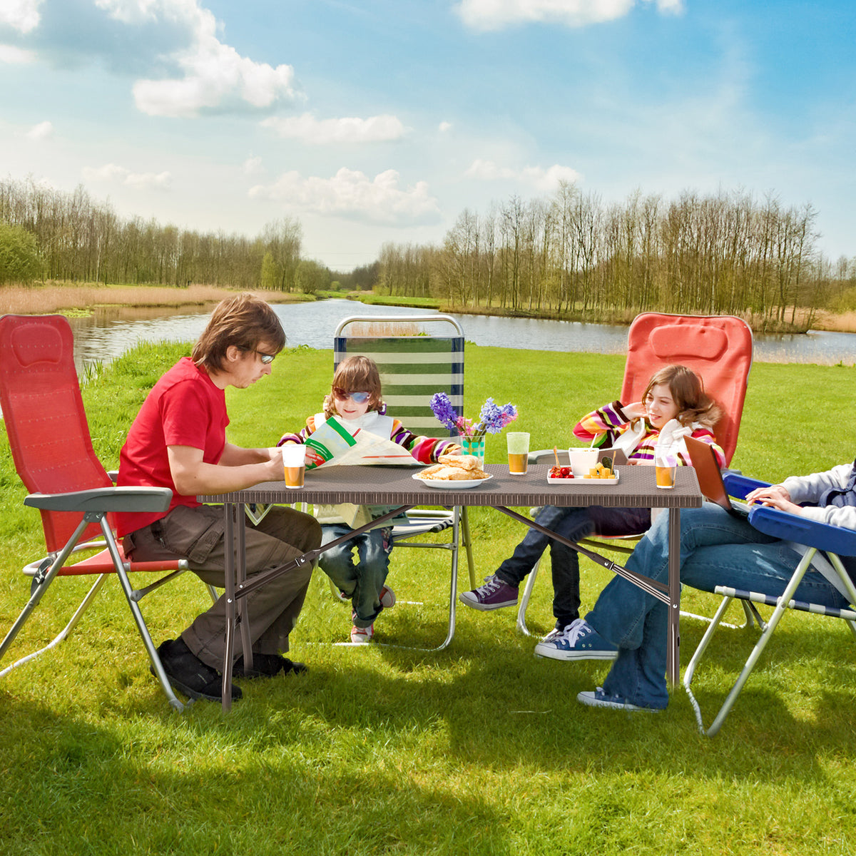 5FT Folding Picnic Table with Rattan Grain HDPE Tabletop and Sturdy