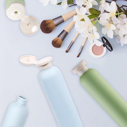 Harewu 4Pcs 8.8oz Flip Top Squeeze Bottles,Reusable and Refillable Leak Proof Travel Bottles,For Lotions,Facial Creams,Shampoos,Hair Conditioner (Green+Blue)