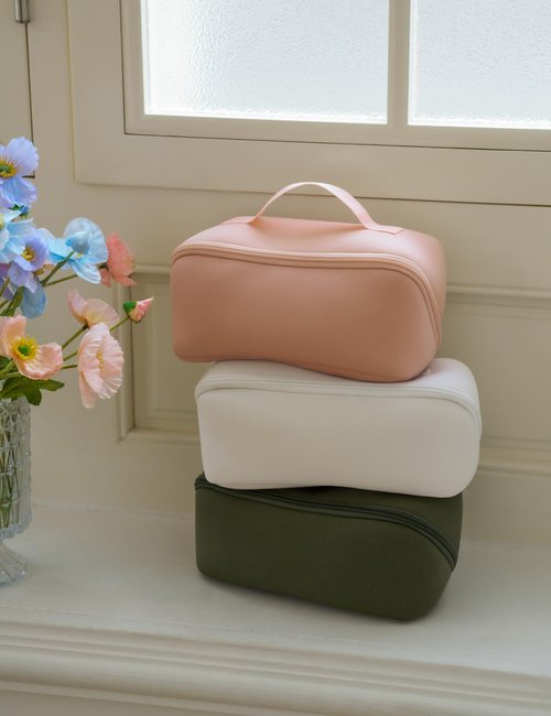 Yarnic White Neoprene Travel Makeup Bag Cosmetic Bag, Large Capacity Toiletry Bag for Women, Portable Pouch Cute Make Up Organizer with Divider and Handle