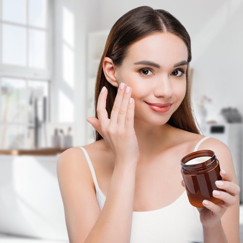 Qeirudu 8 oz Amber Plastic Jars with Lids and Labels, 12 Pack Empty Brown Body Butter Containers for Body Scrub, Cosmetic Beauty Products, Creams and Lotion