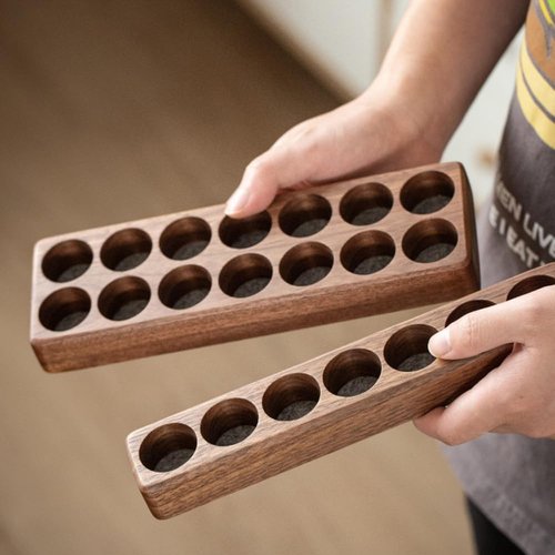 AXUYU Wooden 7/14 Slots Essential Oil Organizer, Nail Polish Shelf, Durable wood Makeup Display Stand, Makeup Storage Rack for Tabletop Essential Oils Perfume Rack for 10-20ml Bottles (7 Slots)