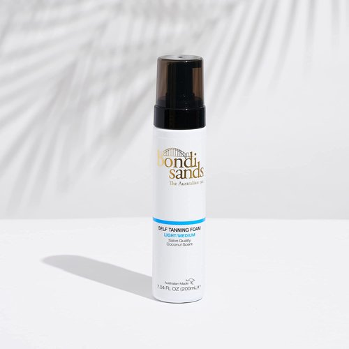 Bondi Sands Light/Medium Self Tanning Foam + Back Applicator | Includes Lightweight Foam and 1 Back Applicator with 3 Replacement Pads ($36 Value)