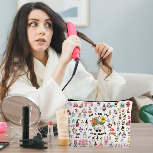 Odebyata Cute Gnome Makeup Bag, Gnome Themed Cosmetic Bag for Gnome Lovers, Adorable Gift Toiletry Pouch Organizer Bag for Daughter Besties Mom Grandma Girl Women Girlfriends Birthday Gift (Gnomes)