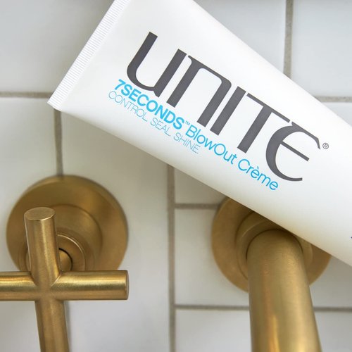 UNITE Hair - 7SECONDS BlowOut Crème - Lightweight Styling Creme for All Hair Types - Controls Frizz, Adds Shine, Extends Blowouts, UV & Thermal Protection, Paraben-Free, 7 Fl Oz