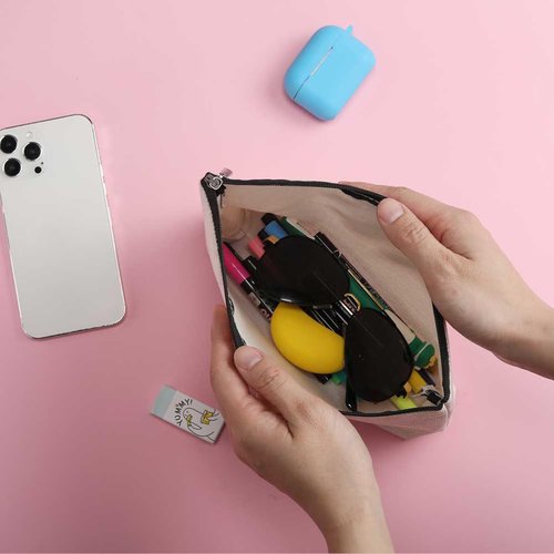 Cartoon Mouse Makeup Bag Cosmetic Bag Zipper Pouch Funny Cute Mouse Themed Gifts Animal Lover Gifts Friendship International Nurses Day Birthday Gift for Women Girl Sister Friend Bestie