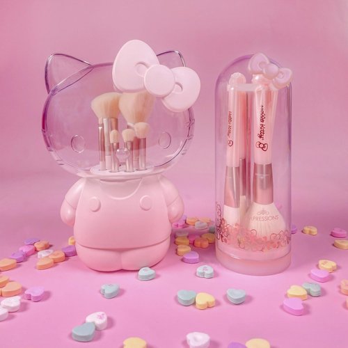 Impressions Vanity Hello Kitty 6 PCs Makeup Brush Set with Clear Cloche, Super Soft Brushes for Foundation, Face Powder, Blending, Eye Shadow, and Liner with Cute 3D Holder Organizer