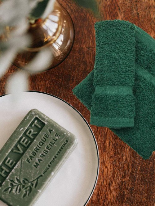 Linteum Textile Face Towel Set, 12x12 Inch, 100% Soft Cotton, 16 Single Ring Spun Washcloths, Absorbent & Durable Face Towel for Household, Spa, Gym and Hotels - 12 Pack (Hunter Green)
