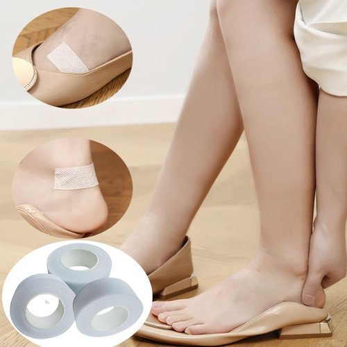 APZDFGIFCD 5 Rolls Collar Protector Sweat Pads, Self-adhesive Shirt Collar Protector Absorbent Sweat Shields Pad for Hat Shirt Neck Liner Armpit Tape Collar Protectors for Women Men