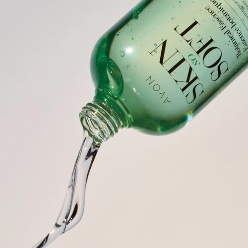 Avon Skin So Soft Botanical Essence Bath Oil, 16.2 fl oz – Moisturizing Body Oil with Rose Hip, Moringa, Sweet Almond, Avocado & Macadamia Oils – Hydrates, Locks in Moisture & Revitalizes Skin