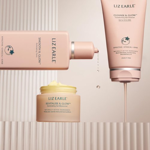 Liz Earle Revitalize & Glow Illuminating Gel Moisturizer - Brightening Vitamin C Face Cream & Pore Minimizer - Enriched with Acerola Cherry to Gently Exfoliate Skin and Boost Hydration (50ml)