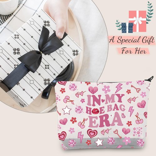 JXGZSO Funny Naughty Gift Pouch Hoe Bag Funny Overnight Bag Hilarious Gag Gift (in my hoe bag era)