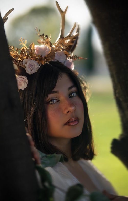 MOSTORY Handmade Gold Flower Antler Headband - Woodland Floral Reindeer Headpiece with Deer Ears Forest Fairy Hairband for Women Girls Renaissance Halloween Cosplay Party Prom Photo Props Pink Rose