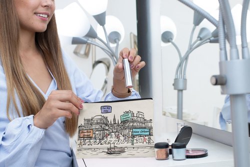 Beary Blu Cities Around the World Artwork Cosmetic Bag Series – Designed in USA, Travel Makeup Bag with Zipper, Souvenir Gift for Women, Artwork Organizer for Purse or Toiletry (New Orleans)