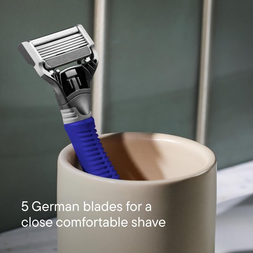 Harry's Travel Shaving Kit for Men - Toiletry Bag, Razor, Foaming Shave Gel, and Blade Cover - TSA Friendly Shave Kit