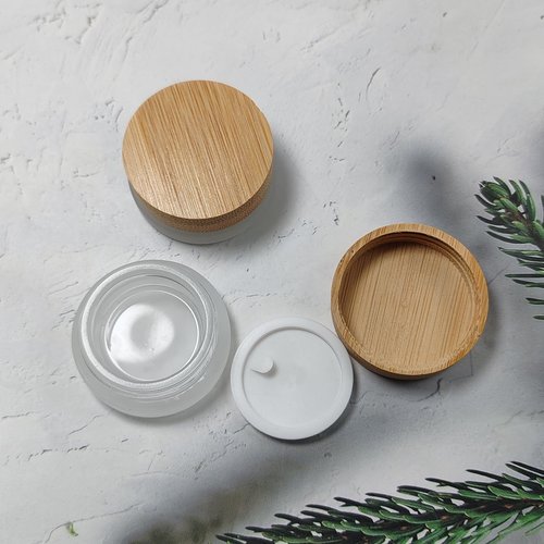 2PCS 5g/5ml/0.17oz Empty Upscale Frosted Glass Cream Jar Bottle Cosmetic Dispenser Refillable Container Pot Vial Holder Sample Storage with Eco Bamboo Lid For Eye Cream Lotion Ointments Lip Balm
