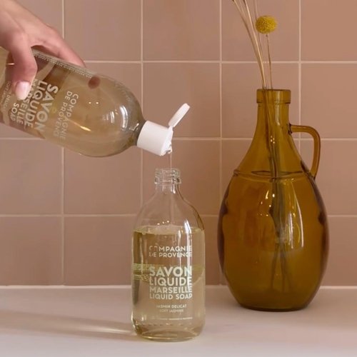 Compagnie de Provence Savon de Marseille Extra Pure Liquid Soap - Sweet Jasmine, Moisturizing Hand and Body Wash, 33.8 fl oz Plastic Bottle Refill