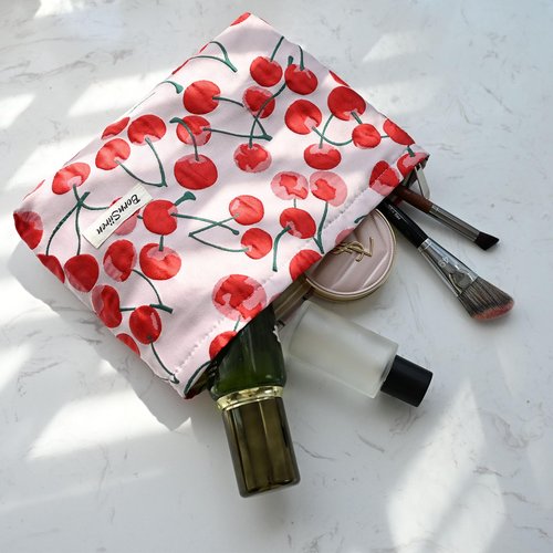 Cherry Makeup Bag,Cosmetic Bag for Women, Large Capacity Toiletry Bag,Zipper Pouch, Travel Accessories Storage with Lining