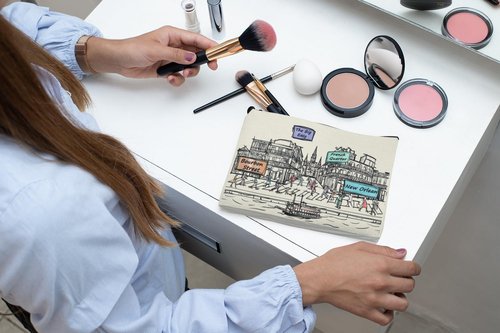Beary Blu Cities Around the World Artwork Cosmetic Bag Series – Designed in USA, Travel Makeup Bag with Zipper, Souvenir Gift for Women, Artwork Organizer for Purse or Toiletry (New Orleans)