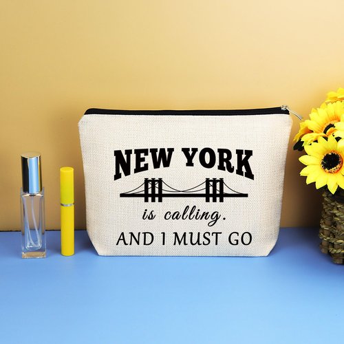 New York Travel Gift Makeup Bag NYC Gift for Girls Women Souvenir Zipper Cosmetic Bag New York City Themed Vacation Present Girls Trip Weekend Present Travel Toiletries Pouch