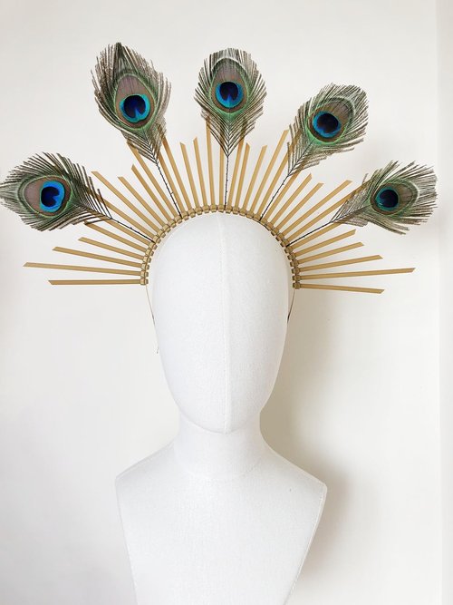 TCOMVEZ Peacock Feather Gold Halo Crown Sun Headband with Earrings Halloween Cosplay Festival Bridal Wedding Maternity Photoshoot Goddess Headpiece