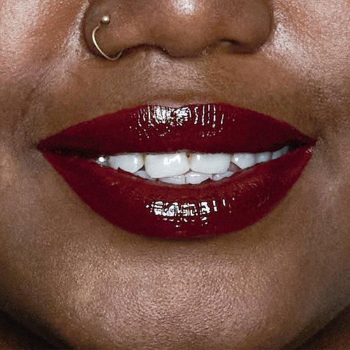 Ellis Faas Milky Lips Liquid Lipstick Fluid High Pigment Lip Color Stick Soft & Glossy Finish with Candelilla Wax Prune Seed Extract Light Texture Defines Full Cover or Stained Effect (201 Blood Red)