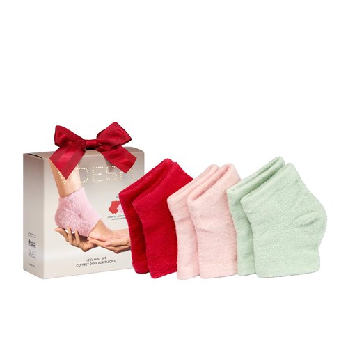 VOESH Heel Hug Holiday Gift Set - Hydrates & Repairs Dry, Cracked Heels Gel-Lined Socks - K-Beauty Korean Skincare - 3 Pairs