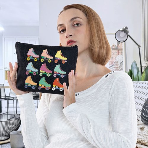 WZMPA Roller Skater Cosmetic Makeup Bag Roller Skating Lover Gifts Roller Gil Gift Roller Skate Sport Zipper Pouch Bag (Roller Skater BL)