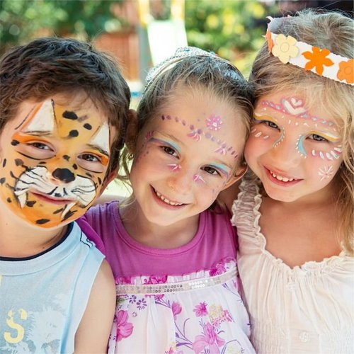 Jim&Gloria Dustless Hair Chalk Include Hair Extensions Mermaid Brushes Glitters Set of 17 Plus Face Paint 12 Colors include Stencils, Gold and Silver colors