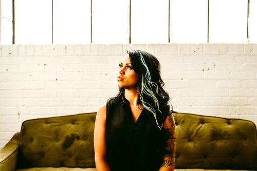 21 Neon Green & Turquoise Color Hair Extensions – 9”–14” Long – DIY Rooster Kit with 20 Micro-Link Beads – 100% Real Feathers – Eye-Catching Boho Style