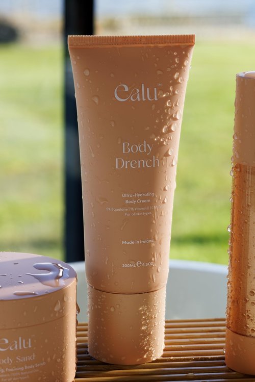 ealu Body Drench Ultra-Hydrating Body Cream – Deep Hydration with 5% Squalane, Vitamin E & Ectoin, Nourishing, Jasmine & Coconut Scent, Vegan & Cruelty-Free Moments