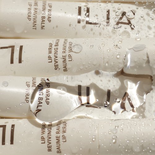 ILIA - Lip Wrap Reviving Balm | Hydtrate, Smooth, Plump | Barrier-Building with Hyaluronic Acid + Sea Succulent | Gluten + Silicone-Free | Non-Toxic, Vegan, Cruelty-Free (Lucid, 0.23 fl oz | 7 ml)
