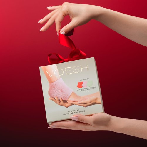 VOESH Heel Hug Holiday Gift Set - Hydrates & Repairs Dry, Cracked Heels Gel-Lined Socks - K-Beauty Korean Skincare - 3 Pairs